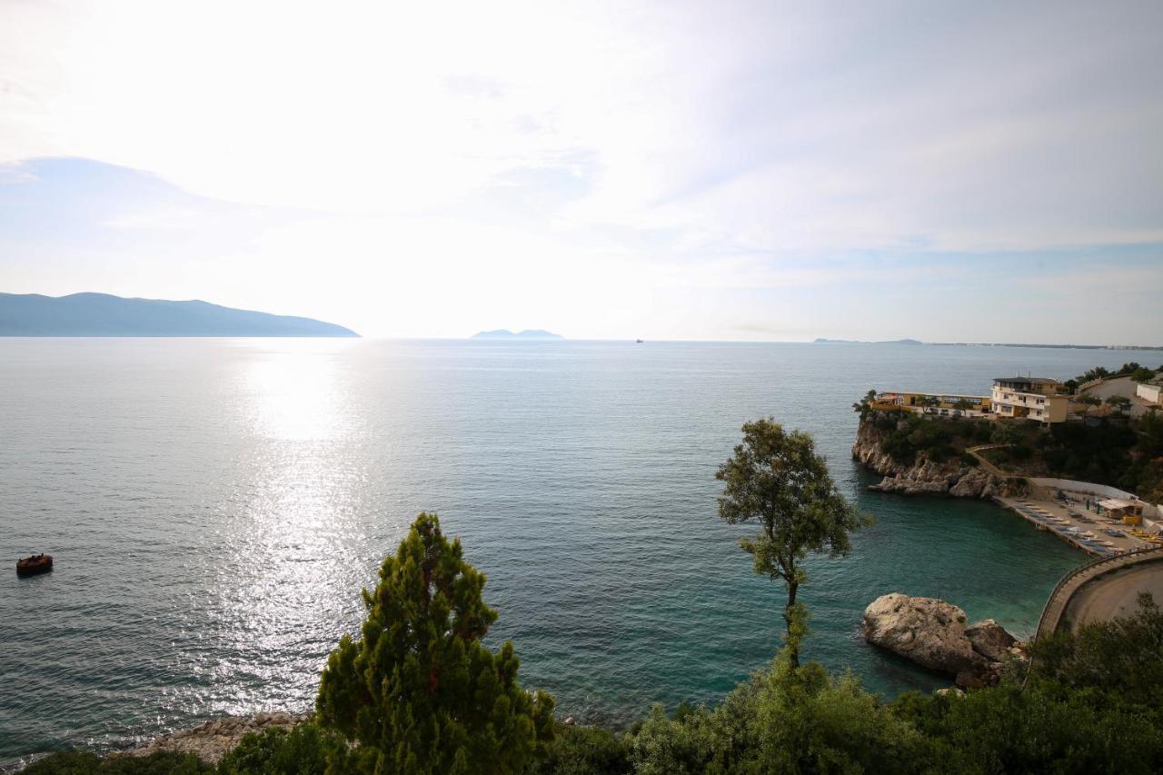 Skyhill Boutique Hotel Vlorë Exterior foto
