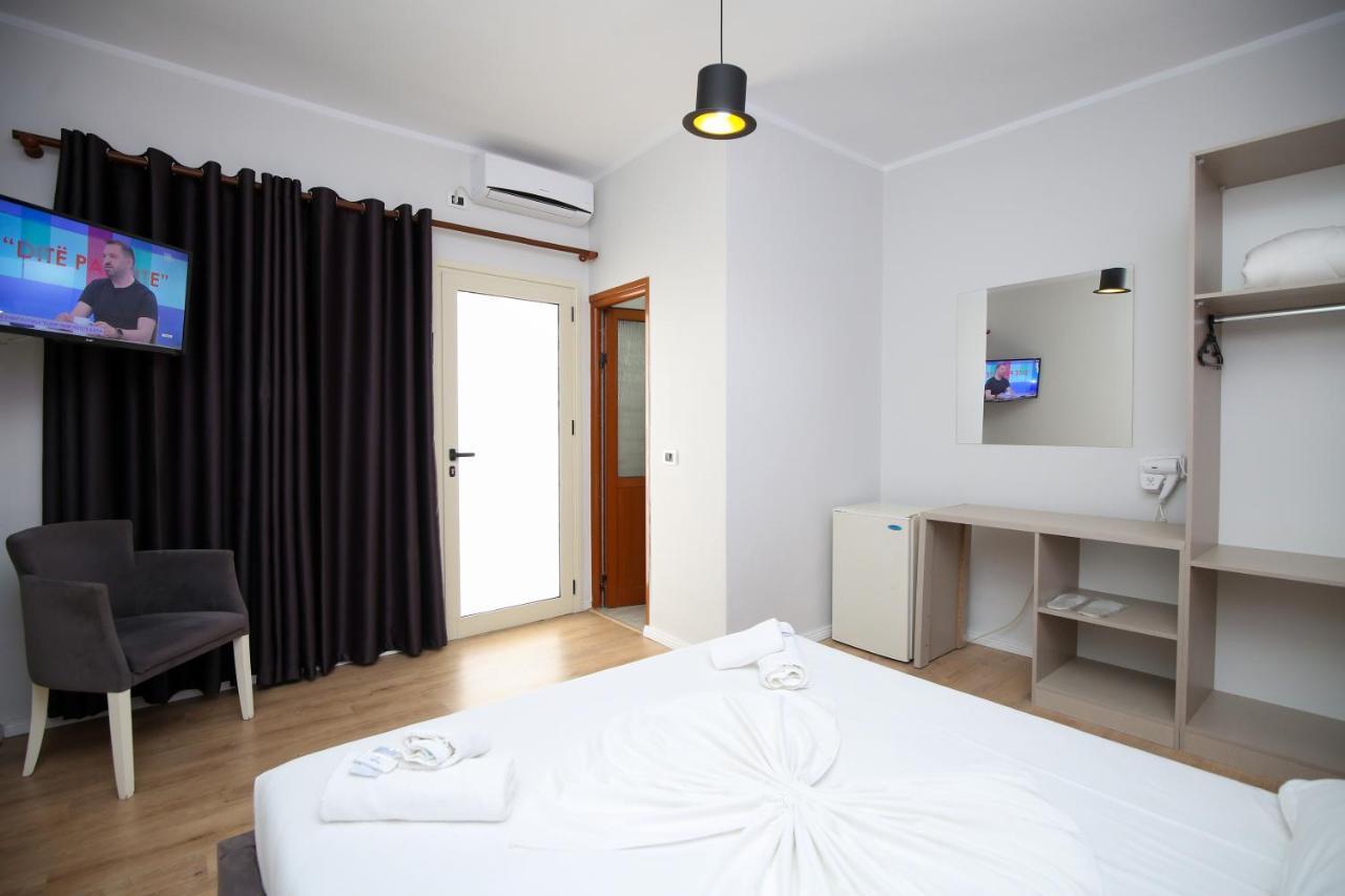 Skyhill Boutique Hotel Vlorë Exterior foto